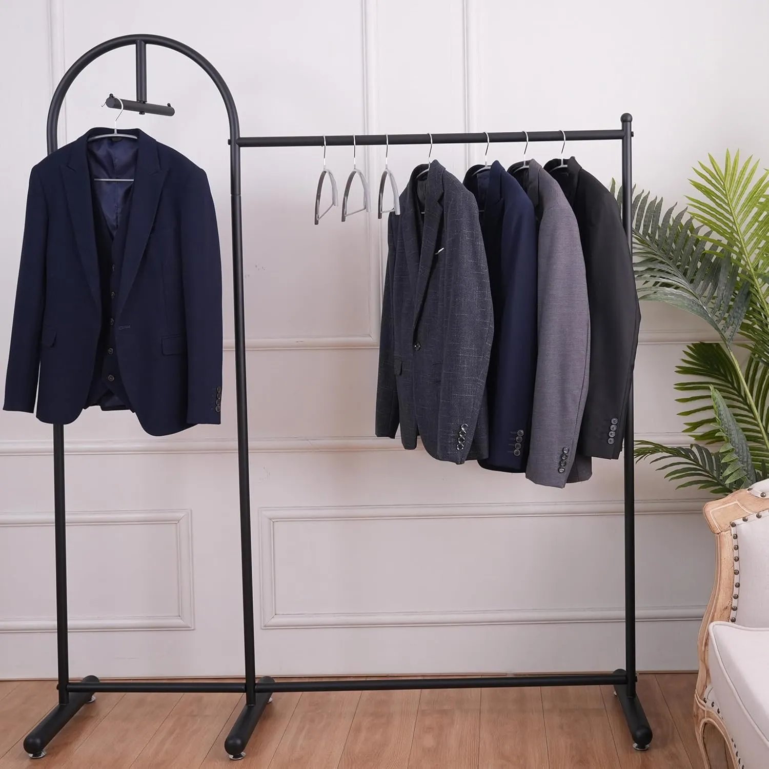 16.5 Inch Pack of 20 No Shoulder Bumps Non-Slip Rubber Coating Contour Metal No Bumps Hanger, Sweater Hanger, Suit Hanger with Pants Bar (Silver, 20)