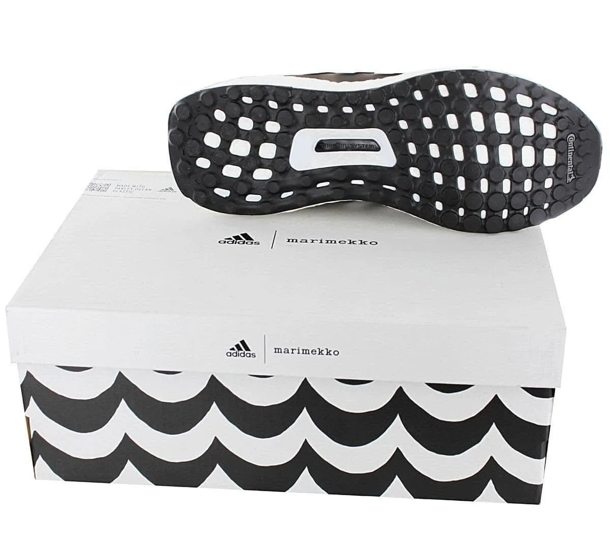 adidas Ultra Boost DNA x MARIMEKKO - Damen Schuhe Schwarz-Weiß GZ8686