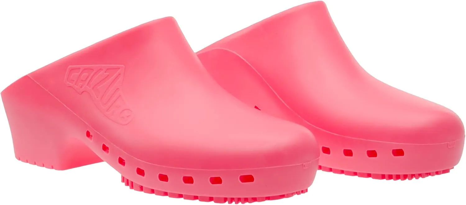 CALZURO Classic Work Clogs Without Holes - Unisex Nursing Clogs - Non Slip Shoes - Autoclavable Rubber Kitchen Shoes for Women and Men -