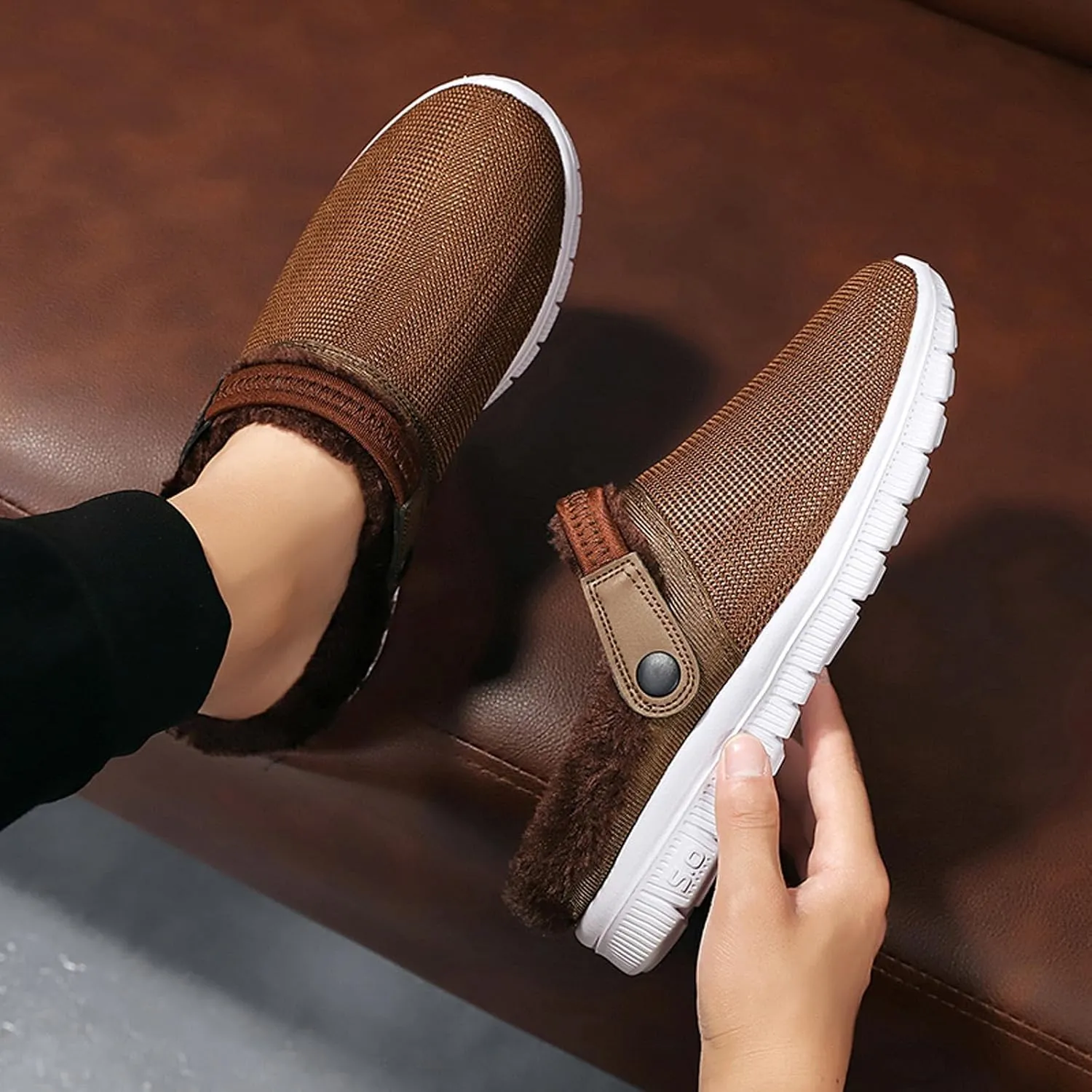 CERYTHRINA Men's Women's Fur Lined Clogs Warm Winter Garden Shoes Indoor Outdoor Slip-on Walking Slippers