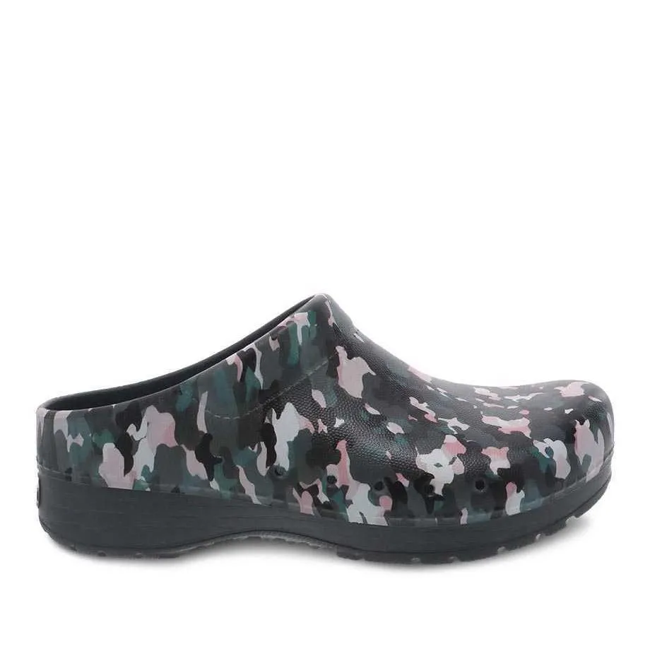 Dansko Women's Kane Camo Molded EVA 4145989400
