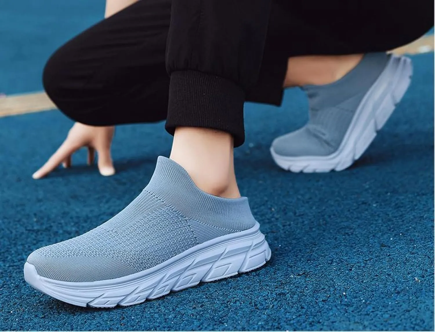 FUNCOS Men's Anti-Slip Garden Clogs - Open Back & Breathable Mesh, Lightweight for Outdoor/Indoor Use