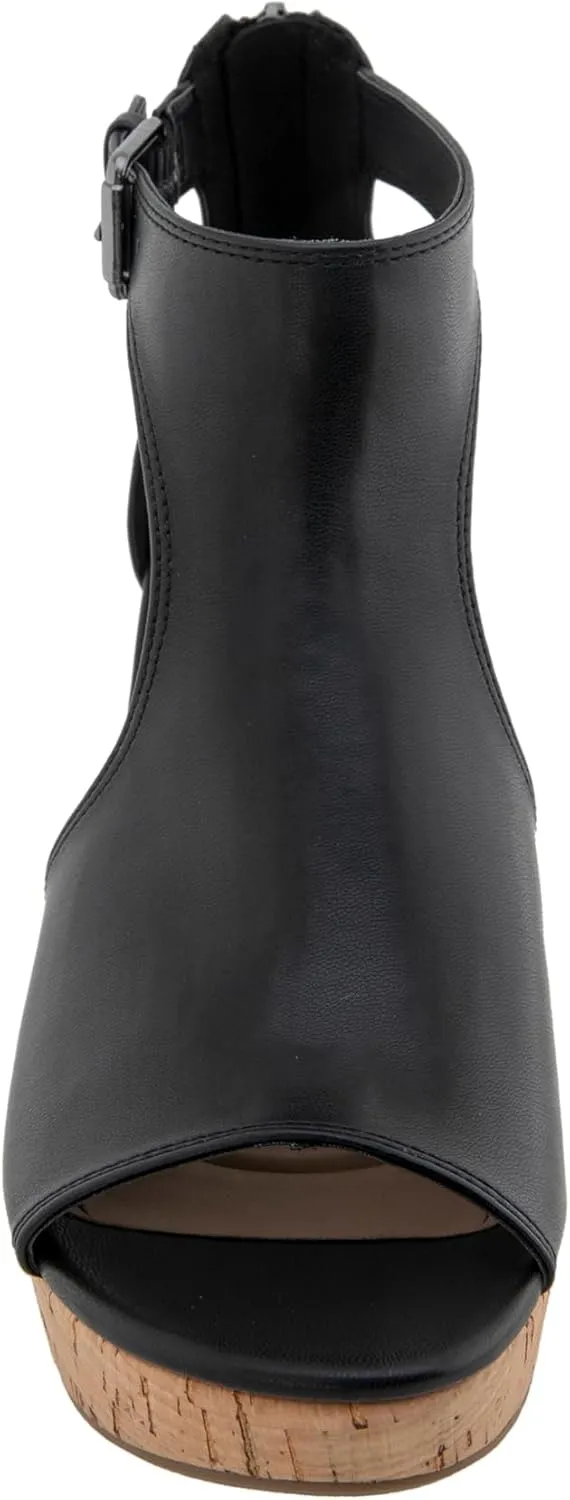 Kenneth Cole REACTION Women's Randee Heeled Sandal