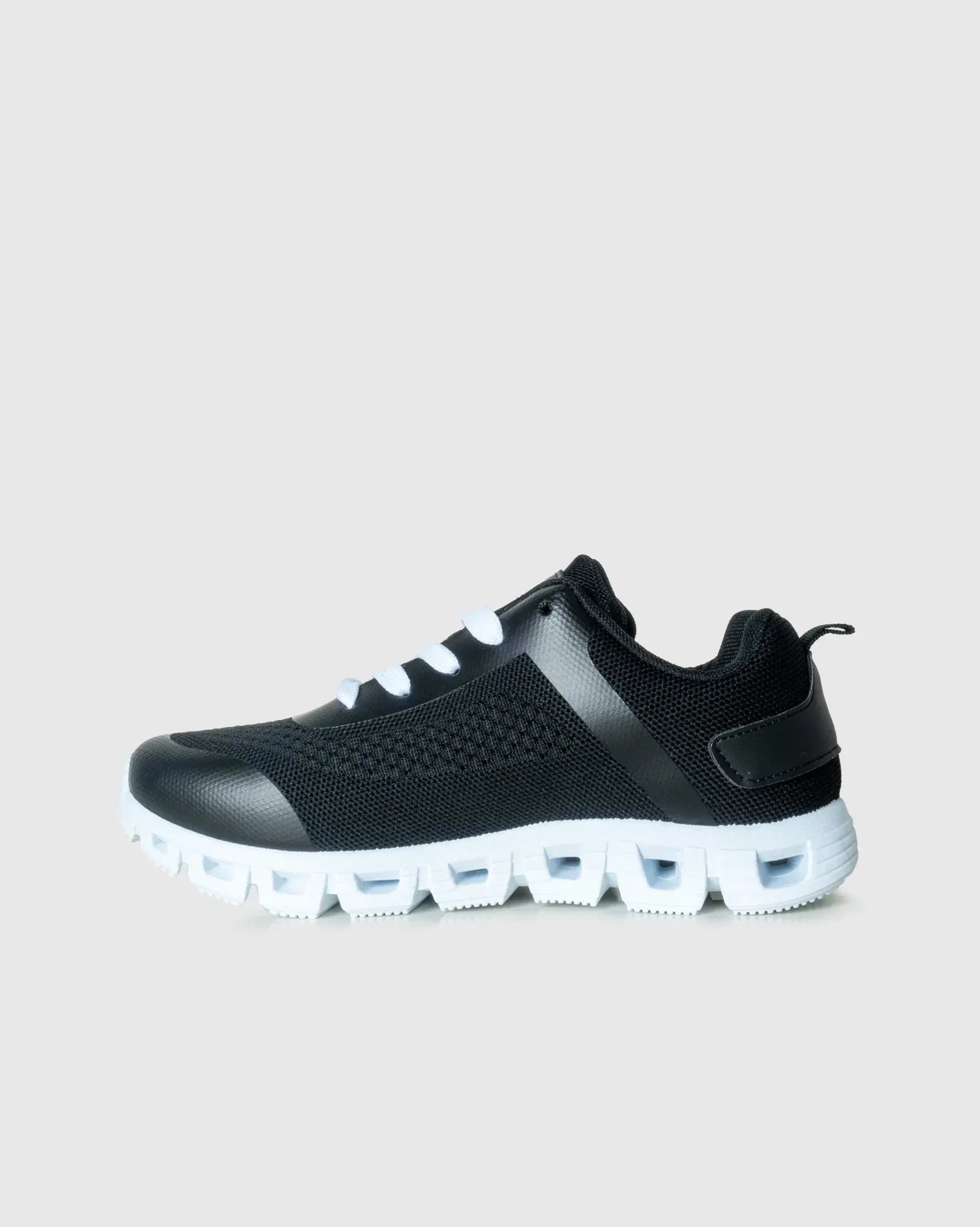 Ladies Ishara - Mesh & PU Athleisure Sneaker