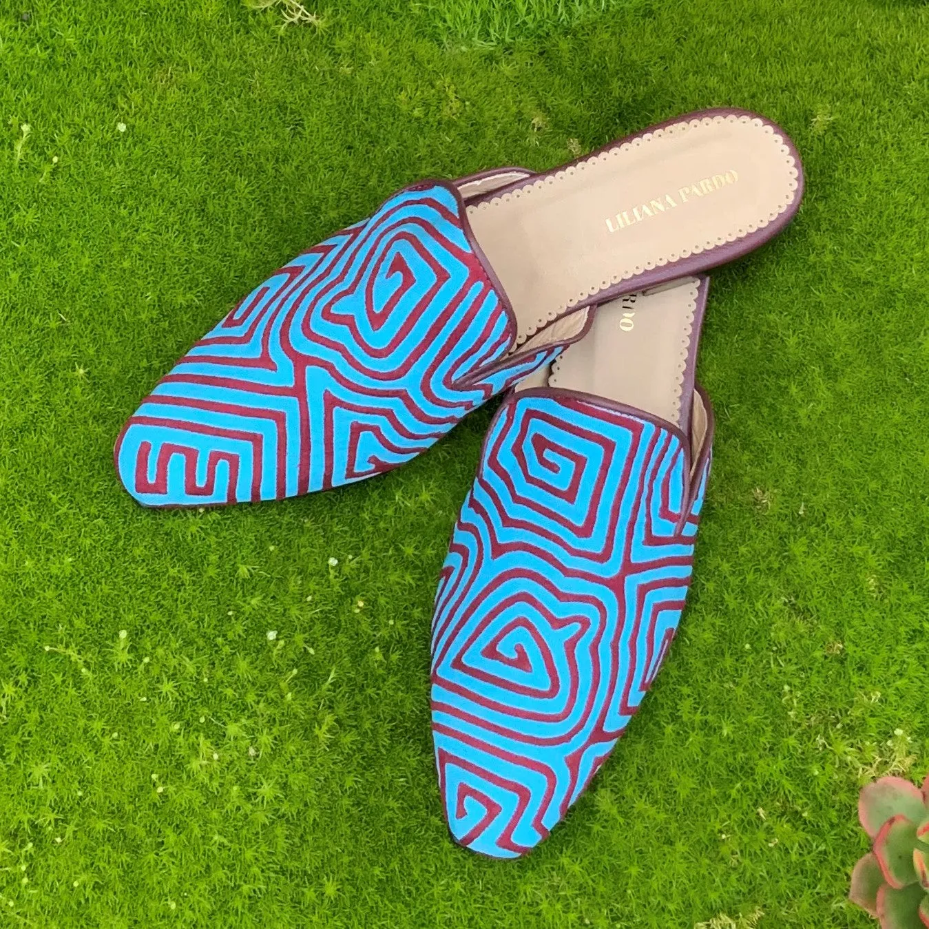 Mola Mules Blue/Wine Size 38 Flat