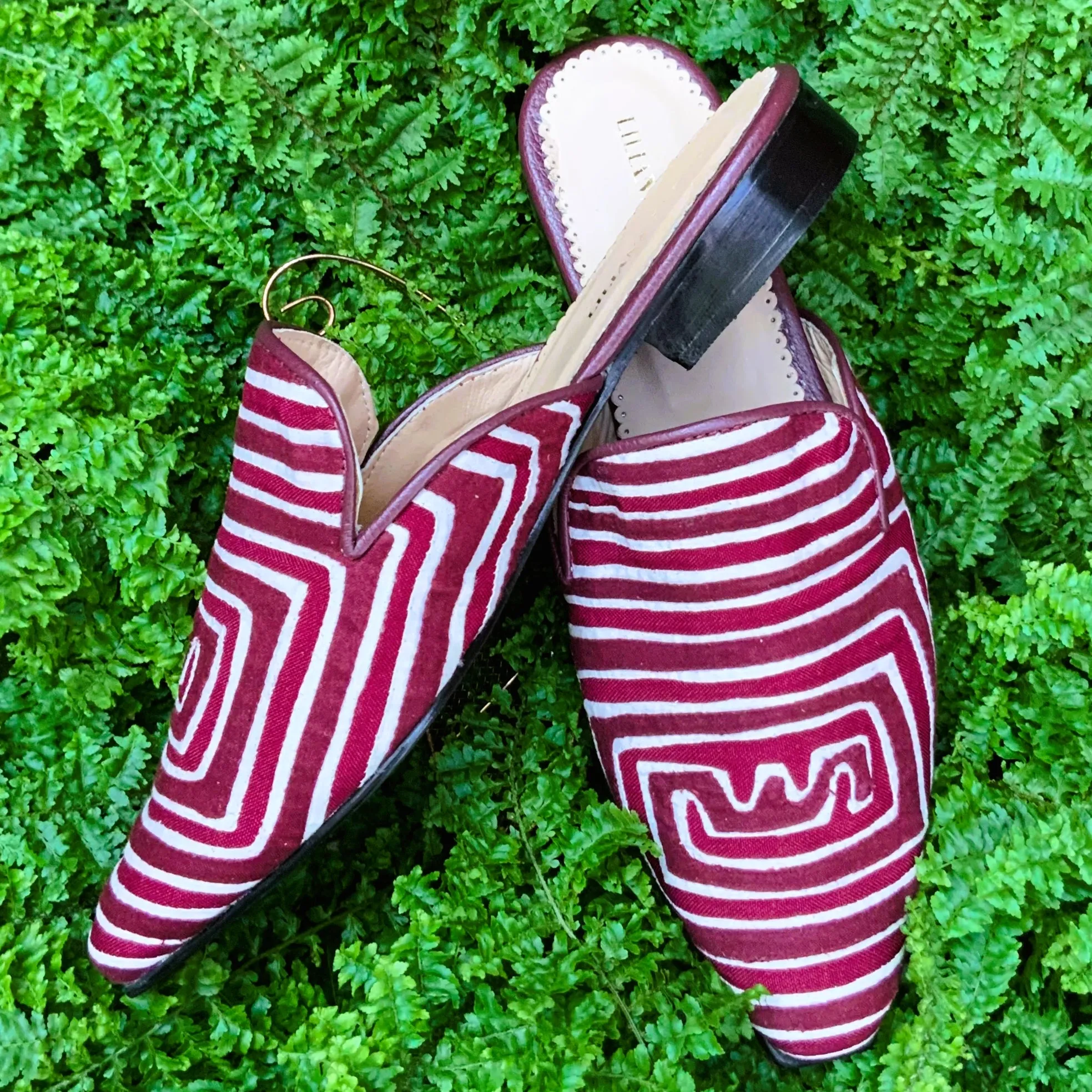 Mola Mules | Wine Tones