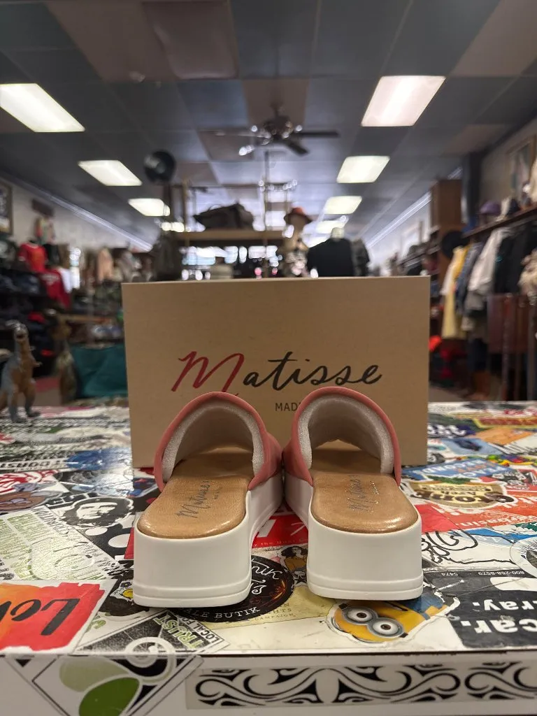 NIB MATISSE SLIP ON SANDAL