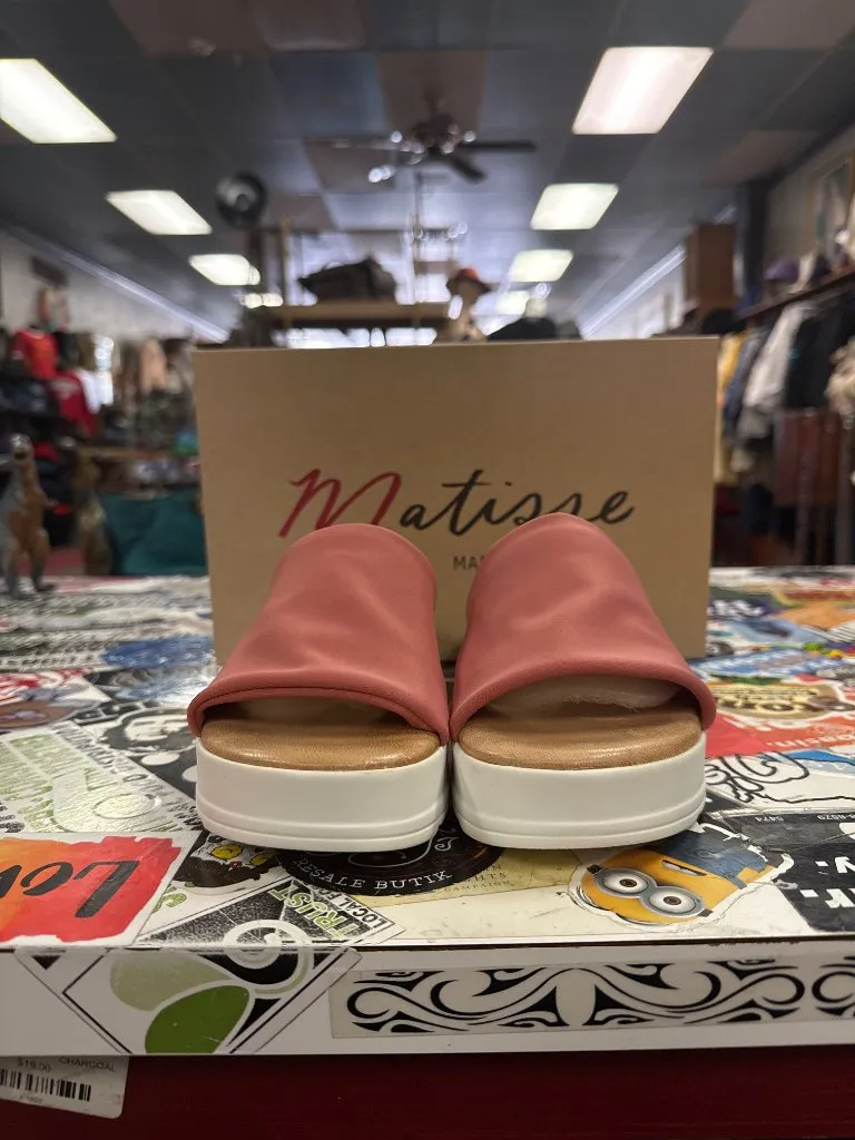 NIB MATISSE SLIP ON SANDAL