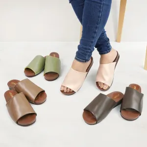 No.8206A Flex Sole Slip-On Sandal