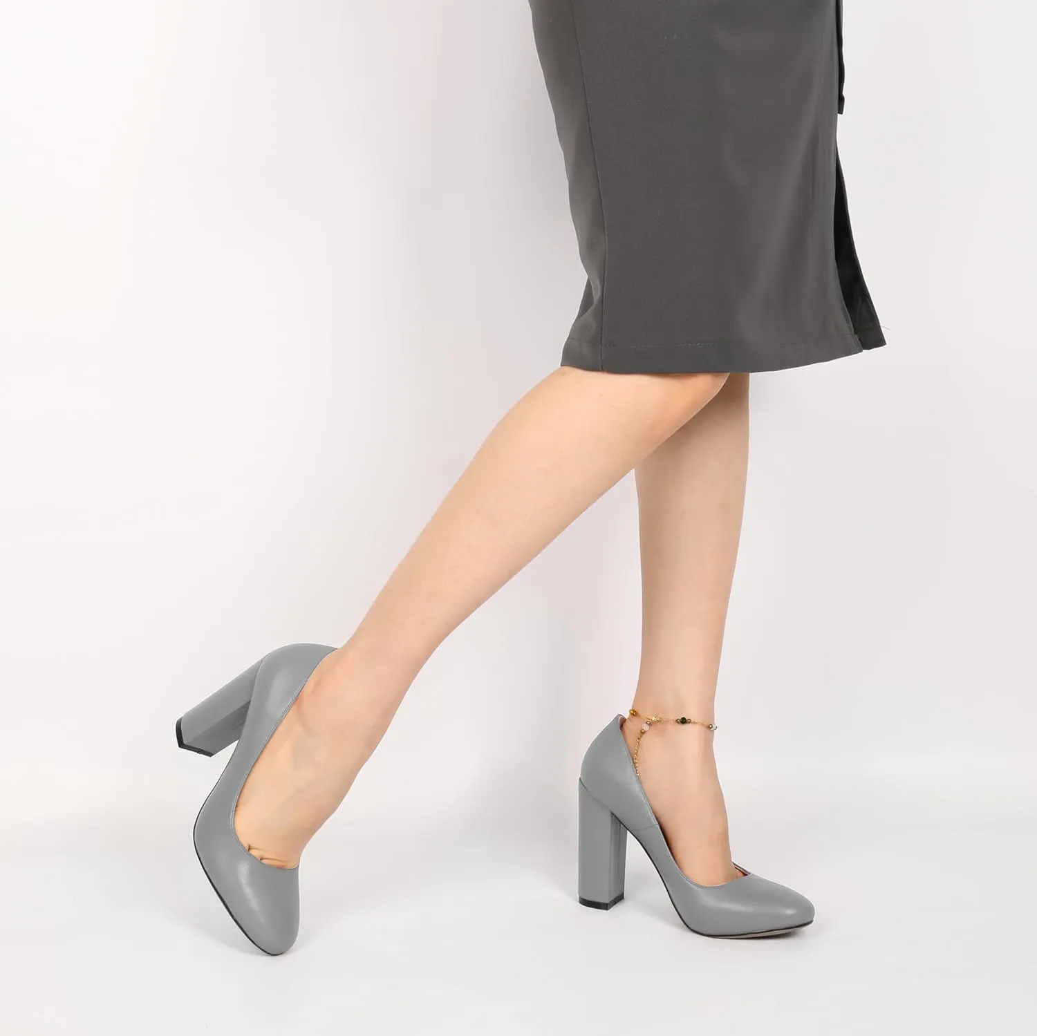SAMMITOP Women's Round Toe Block Heel Pumps Slip On Chunky High Heels Classic Dress Shoes for Wedding Party Events 4''