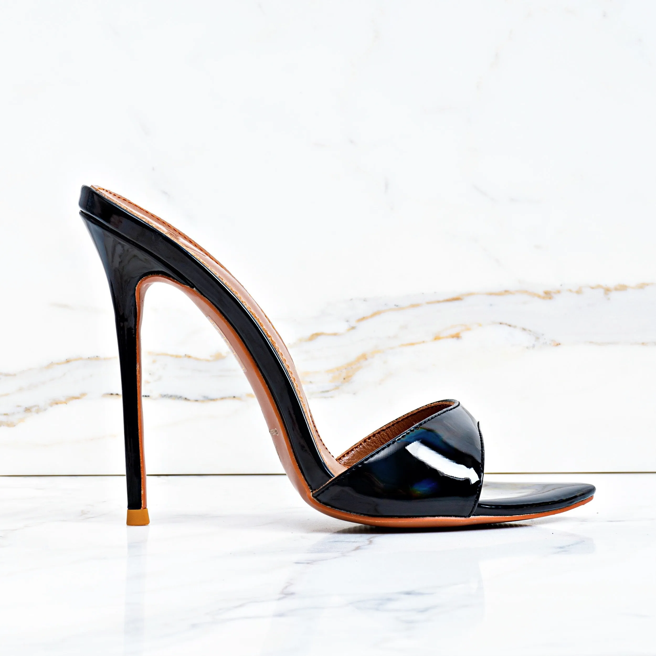 TEMPTRESS BLACK RAINBOW MULE