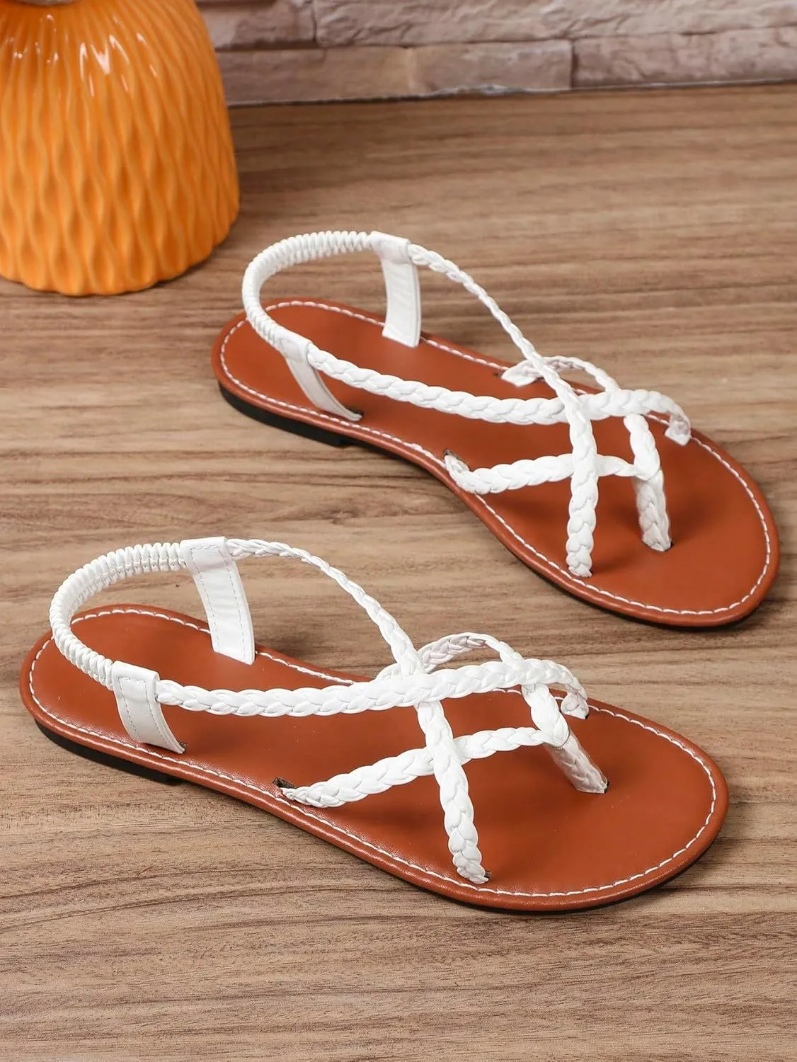 Verdusa Women's Flat Sandals Strappy Dressy Ankle Strap Casual Summer Thong Sandals for Beach