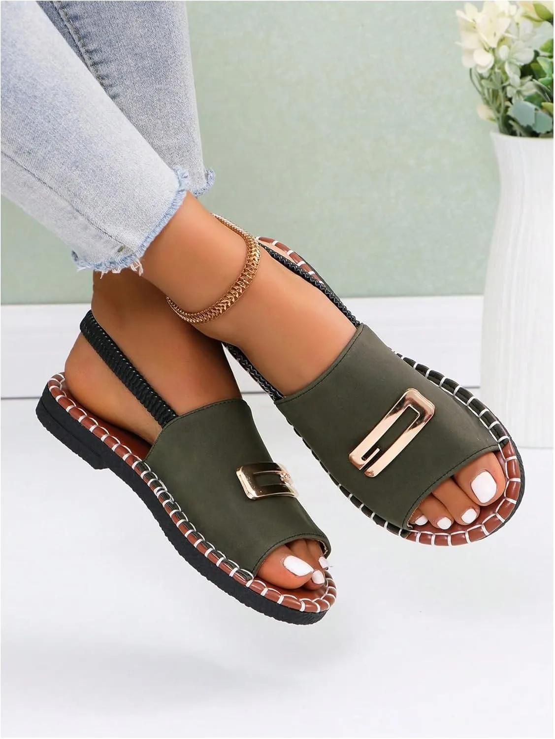 Verdusa Women's Wide Band Flat Sandals Buckle Open Toe Slip on Slippers