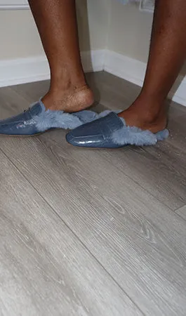 Women Fur lined Pointy Toe Mule