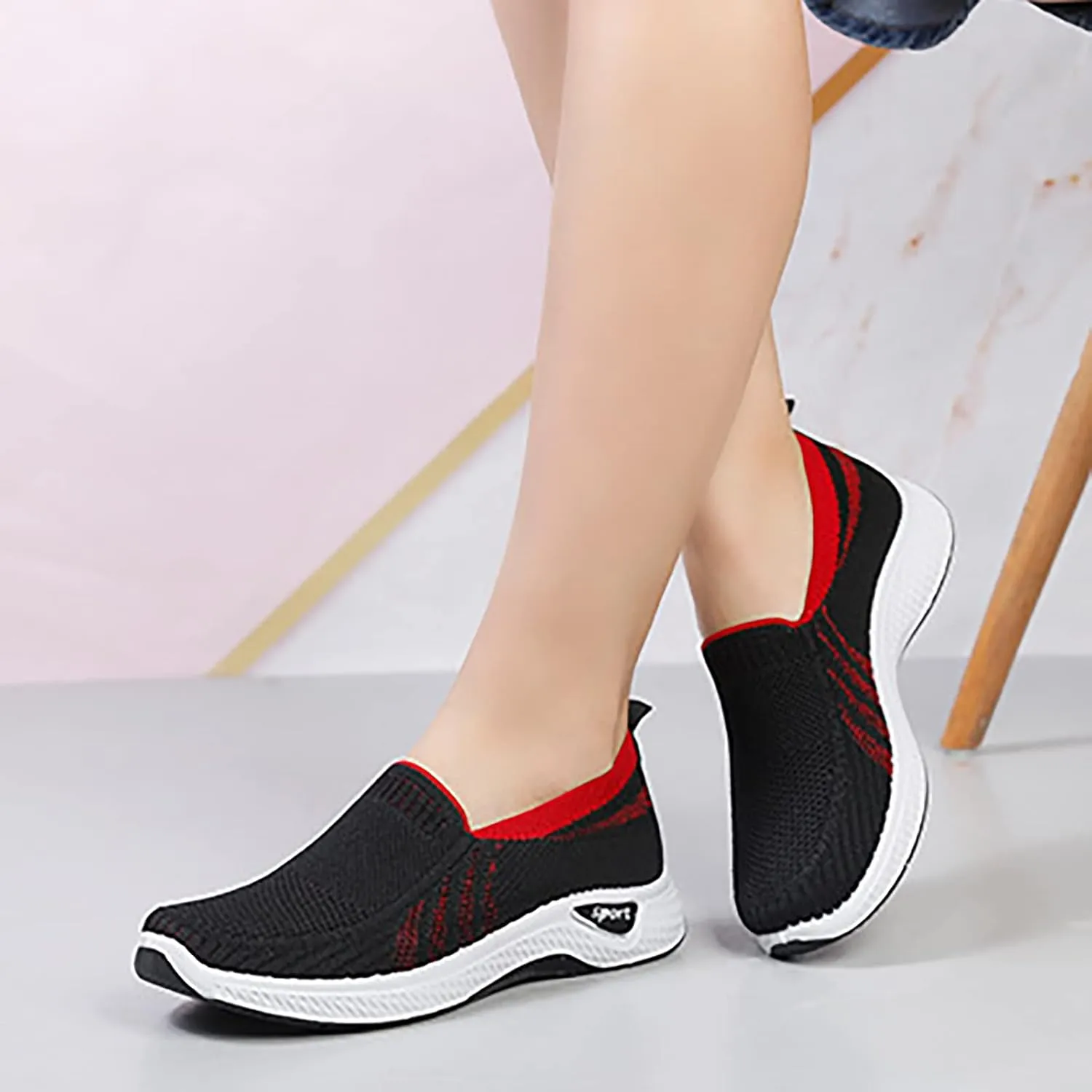 Women's Running Shoes Ultra Lightweight Breathable Walking Shoes Non Slip Athletic Sneakers Mesh Workout Casual Sports Shoes