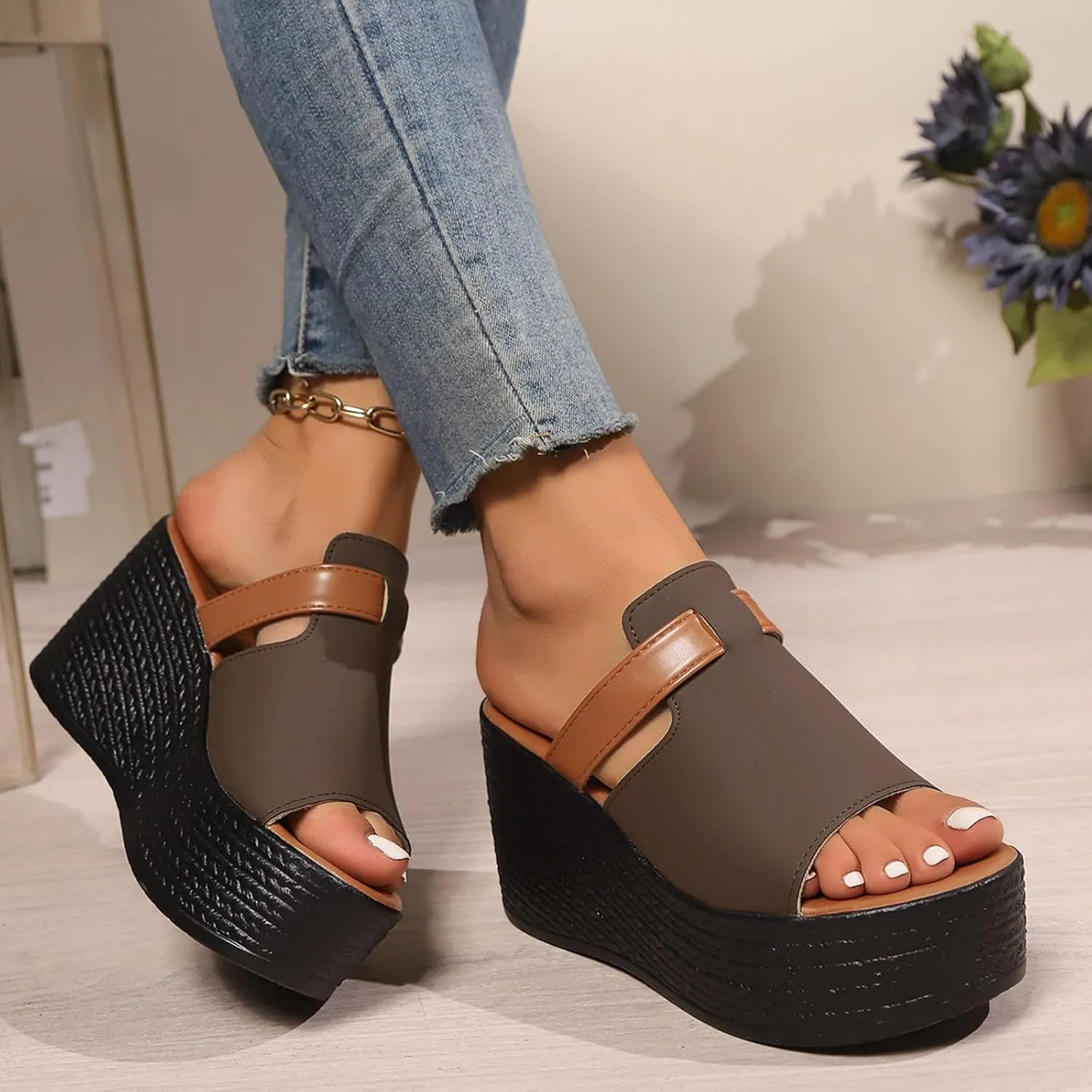 ZSpzx Summer Platform Sandals for Women 2025,Peep Toe Cutout Wedge Slip On Sandal Ladies Orthopedic Comfortable Non Slip Dressy Slides Wide Width Orthopedic Shoes for Daily Wear Indoor Outdoor